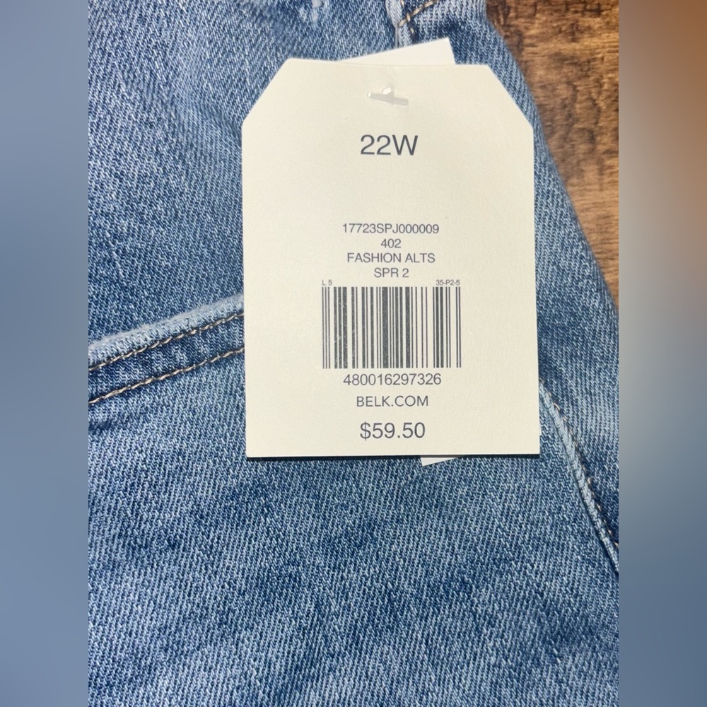 Wonderly Cropped Straight Jeans Size 22W - Picture 4 of 11